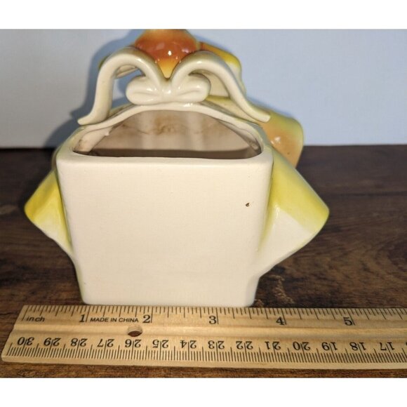 🌼 Vintage Rubens Originals planter featuring a Southern Belle in a Yellow Dress - Picture 7 of 8